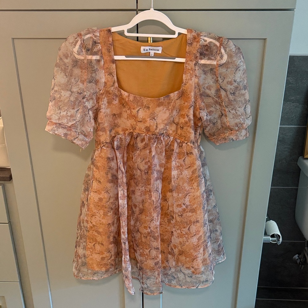 En Saison Brown and Gray Puff Sleeve Dress
